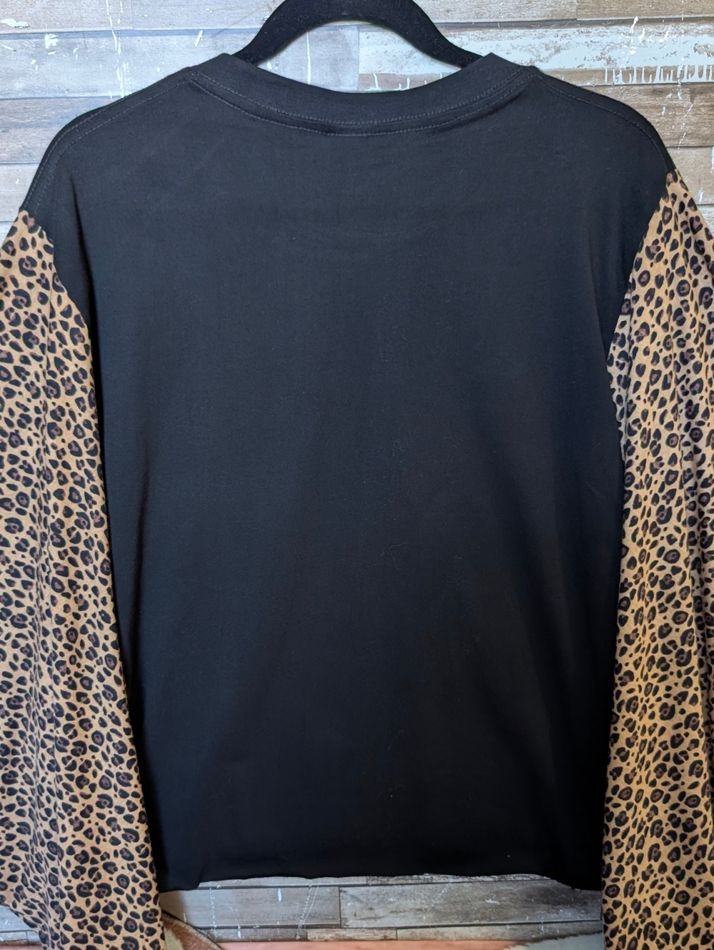 New Handcrafted Free Bird Graphic W Leopard Print Bat Winged Sleeves - Picture 8 of 11